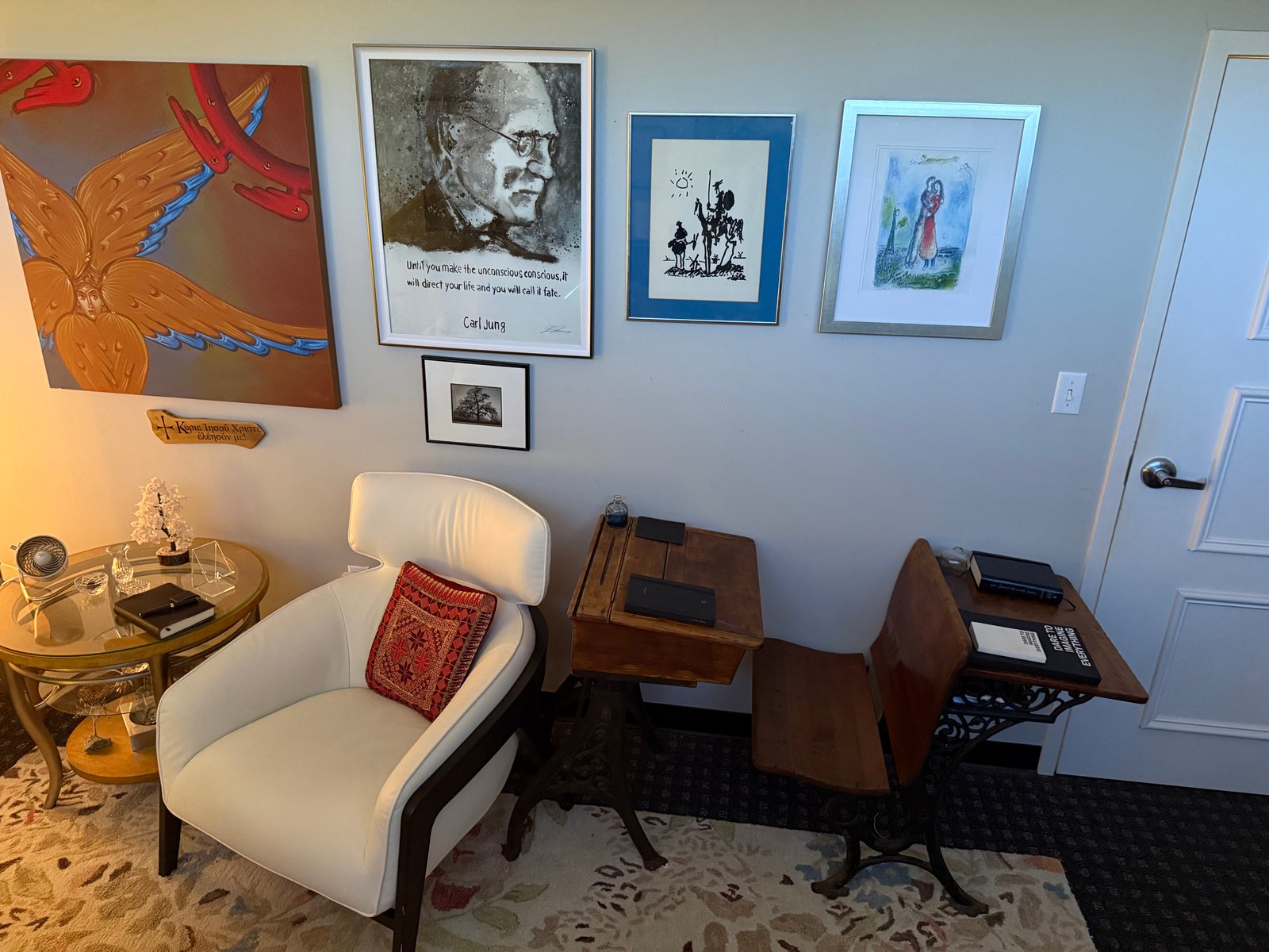 Therapy seating area